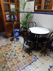 Cafe Bar L