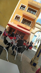 Cafeteria Heladeria L