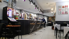 La Vidrieria Art Bar