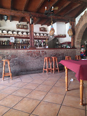 Los Pinchitos