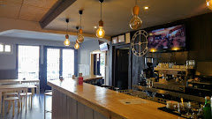 Lounge 53 street cuisine