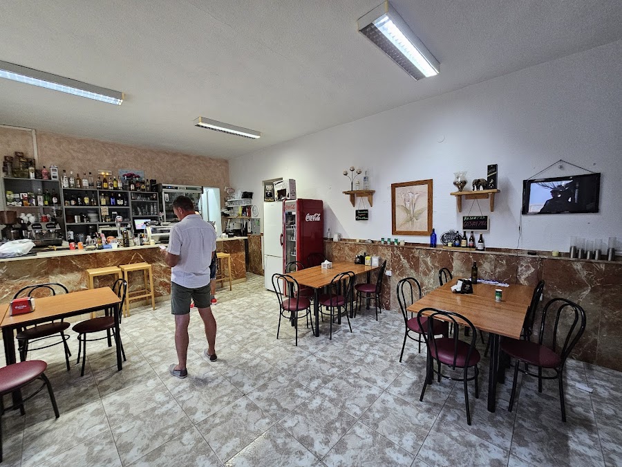 Bar Social El Cantón