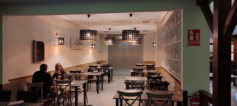 Brutal Wine Restaurant