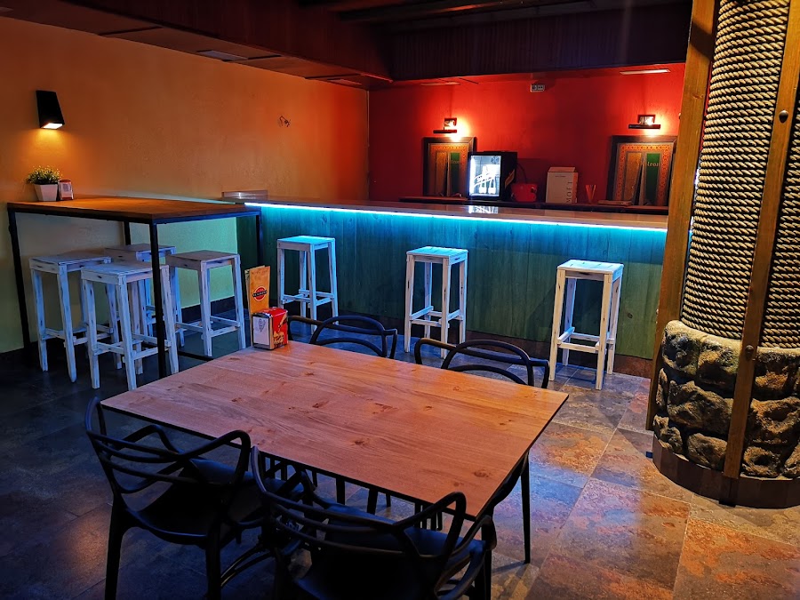 Cafe Pub El Galeon 1741