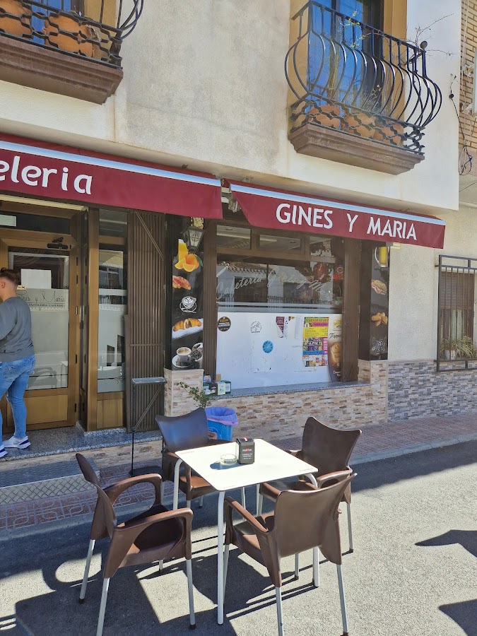 Cafetería Ginés Y María