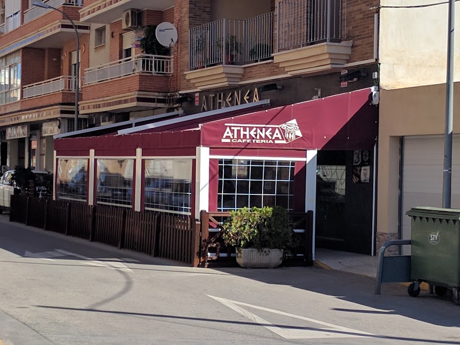 Cafetería Pizzería Athena
