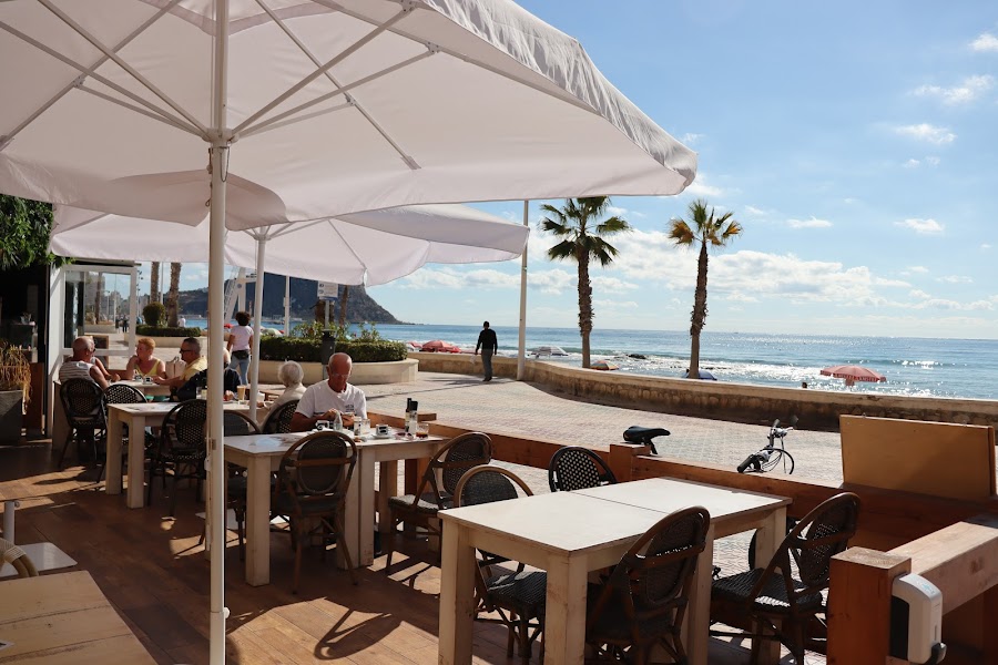 EL CHIRINGUITO FINE FOOD-RESTAURANT.