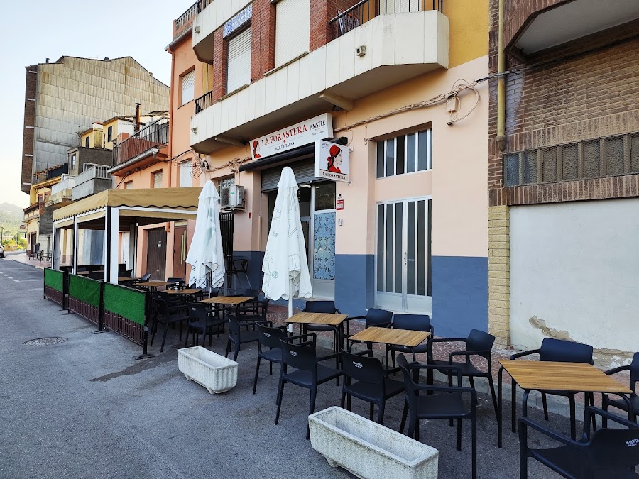 La Forastera