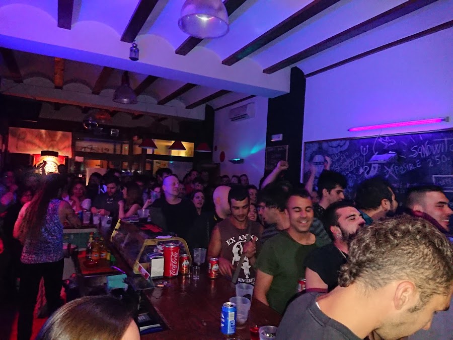 PUB EL SOFÁ