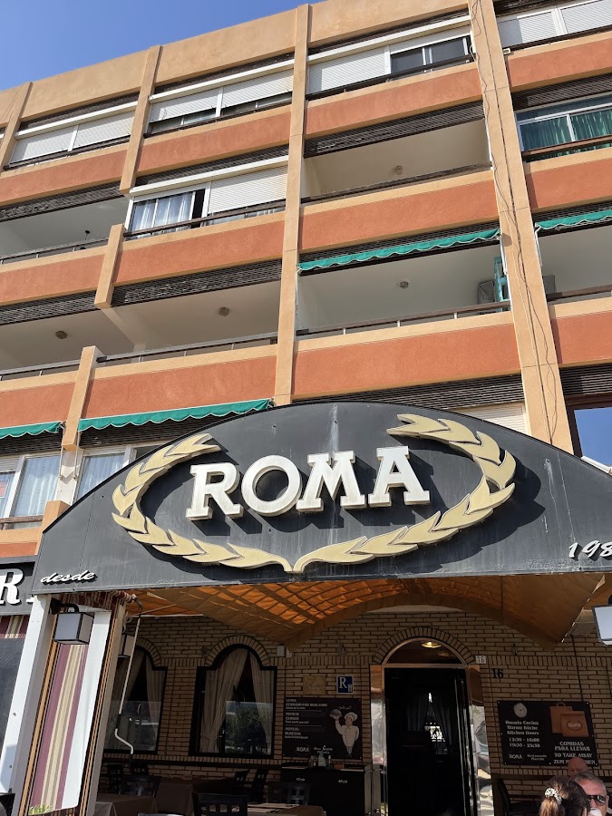 Restaurante Pizzería Roma, Frente Hotel Best Sabinal